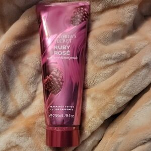 Victoria's Secret Ruby Rosé Fragrance Lotion